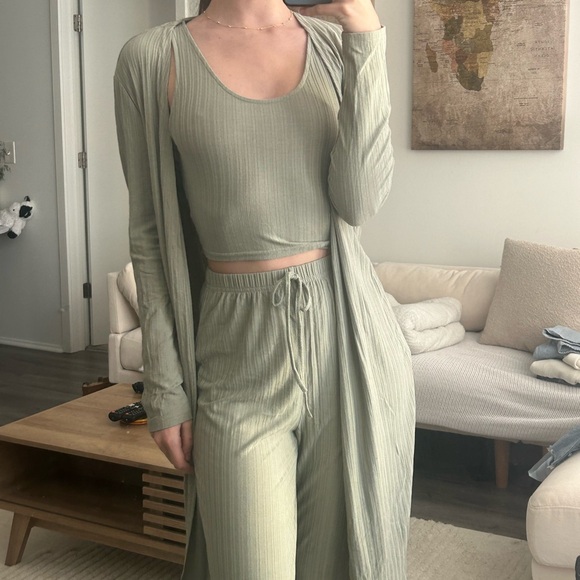 Sage Green Ribbed Lounge Set - Picture 4 of 4